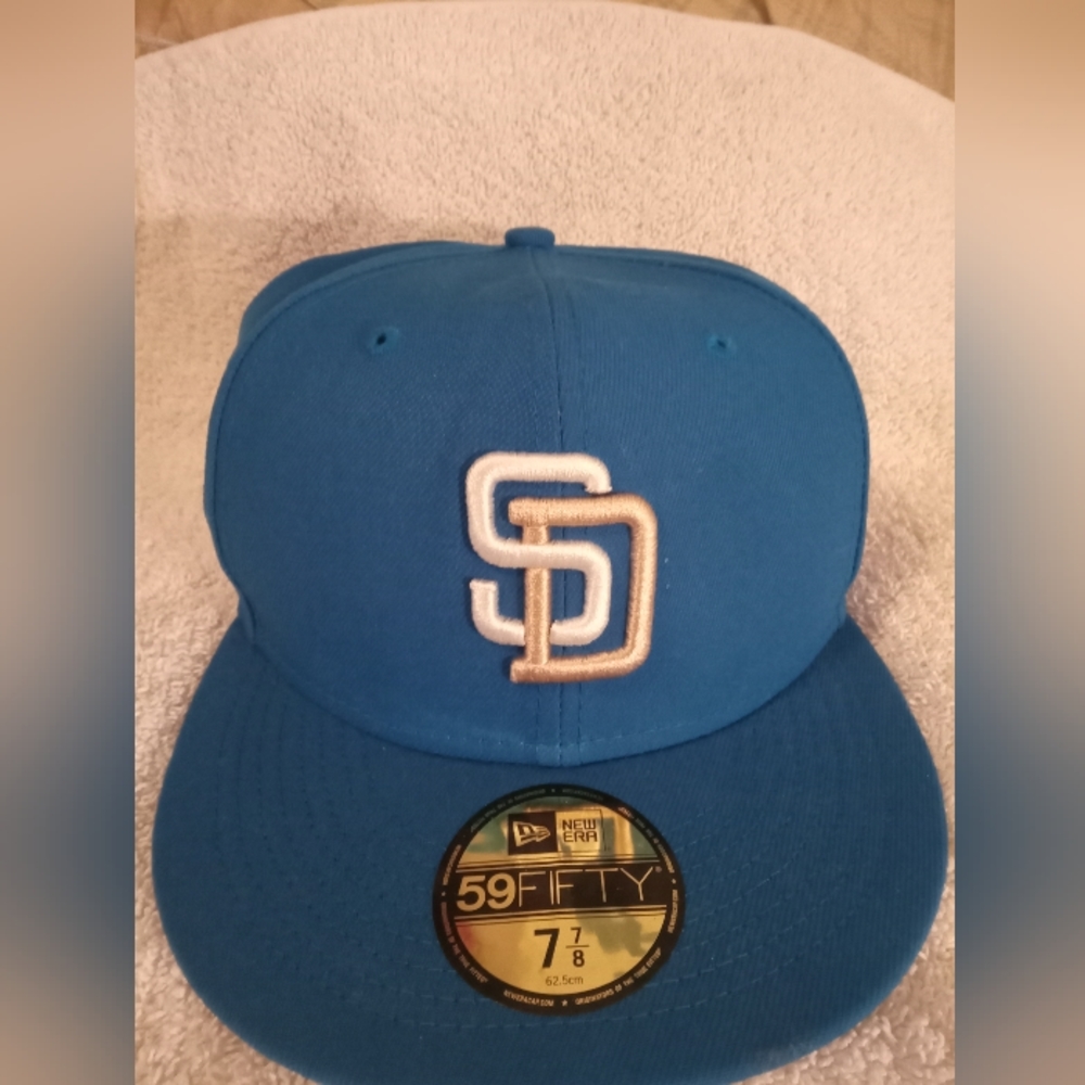 Royal blue brand new San Diego padres hat